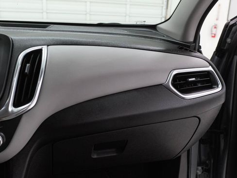 Used 2024 Chevrolet Equinox LS w/ Driver Confidence II Package FWD image 18