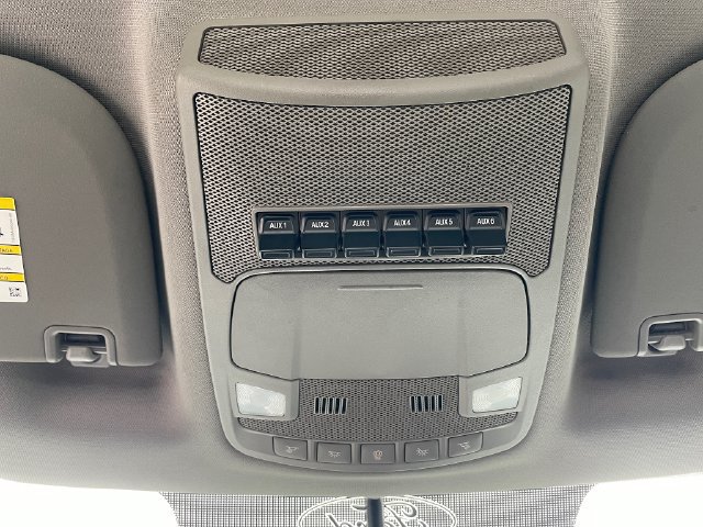 Used 2018 Ford F250 XL w/ Power Equipment Group AWD/4WD image 16