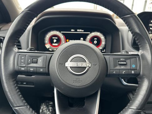 Certified 2023 Nissan Rogue Platinum w/ Platinum Premium Package image 24