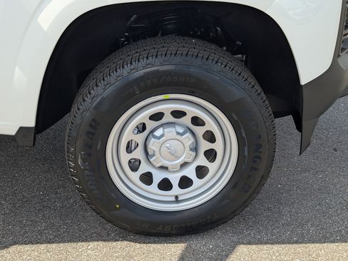 New 2026 Chevrolet Colorado W/T image 5