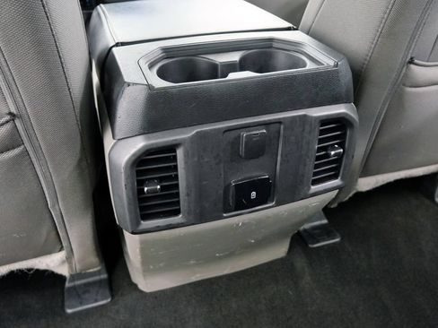 Used 2020 Ford F150 XLT w/ Heavy-Duty Payload Package AWD/4WD image 20