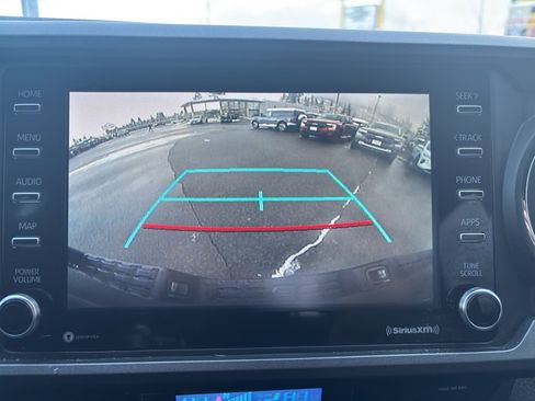 Used 2023 Toyota Tacoma TRD Off-Road image 25