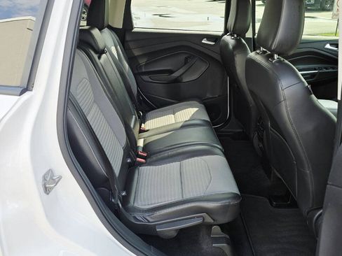 Used 2018 Ford Escape SE w/ SE SYNC Package AWD/4WD image 13