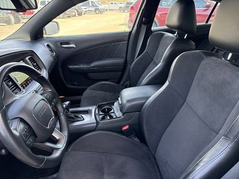 Used 2023 Dodge Charger R/T w/ Plus Group image 5