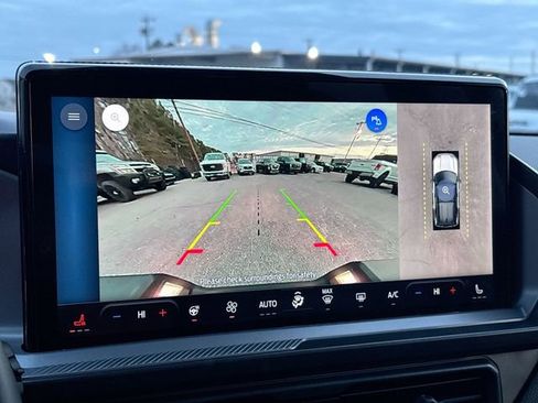 Used 2025 Ford Bronco Sport Badlands image 24