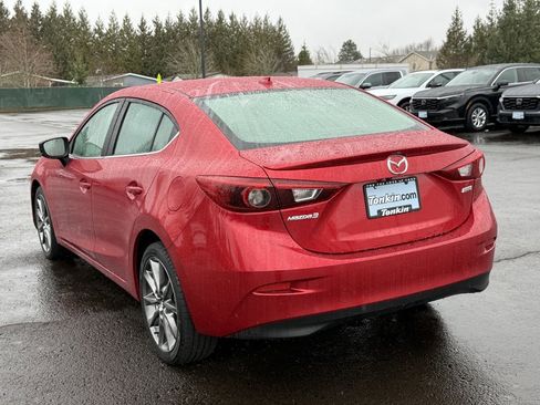 Used 2018 MAZDA MAZDA3 Grand Touring w/ Premium Equipment Package image 6