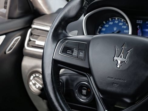 Used 2015 Maserati Ghibli S Q4 AWD/4WD image 19