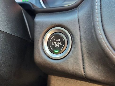 Used 2021 Chevrolet Tahoe LT w/ LT Signature Package image 25