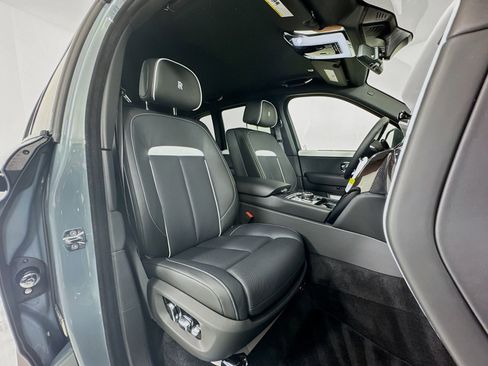 New 2026 Rolls-Royce Cullinan Black Badge AWD/4WD image 27