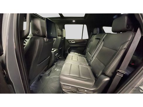 Used 2021 Chevrolet Tahoe Z71 w/ Rear Media and Nav Package AWD/4WD image 16