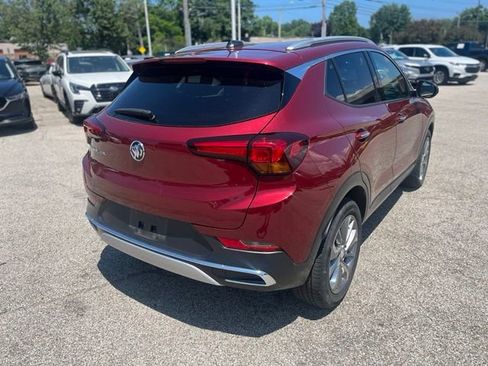 Used 2023 Buick Encore GX Essence w/ Experience Buick Package FWD image 3
