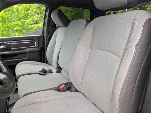 Used 2024 RAM 3500 Big Horn AWD/4WD image 30