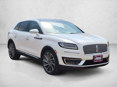 Used 2019 Lincoln Nautilus Reserve w/ Ultimate Package AWD/4WD image 3