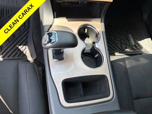 Used 2015 Jeep Grand Cherokee Laredo w/ Quick Order Package 23E AWD/4WD image 35