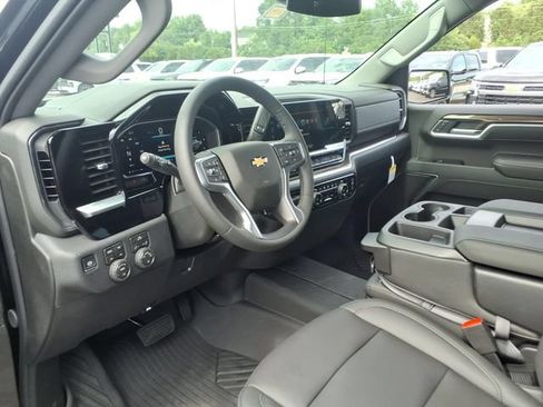 New 2026 Chevrolet Silverado 1500 LT AWD/4WD image 11