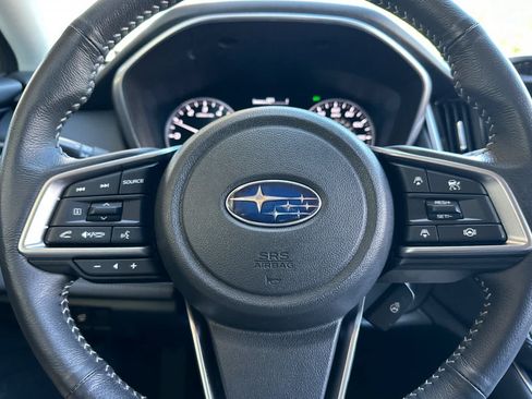 Used 2025 Subaru Outback Limited AWD/4WD image 23