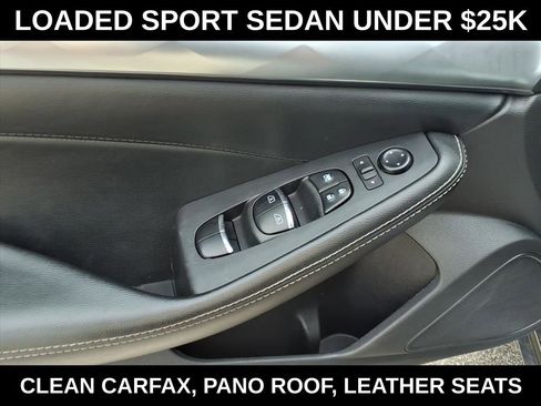 Used 2023 Nissan Maxima SL image 12