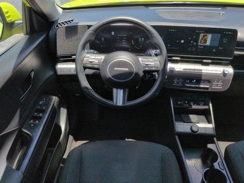 Certified 2024 Hyundai Kona SEL w/ Convenience Package FWD image 16