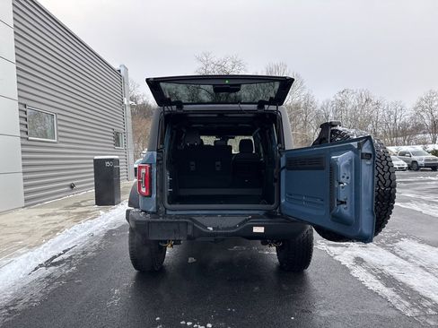 New 2025 Ford Bronco Badlands w/ Sasquatch Package image 7