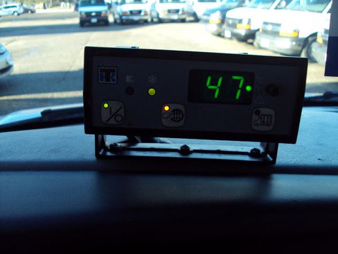 Used 2014 Chevrolet Express 1500 AWD image 23