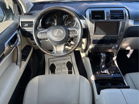Used 2020 Lexus GX 460 Premium image 13