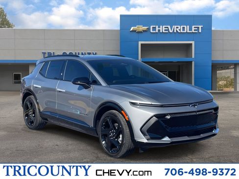 Used 2024 Chevrolet Equinox EV RS image 1