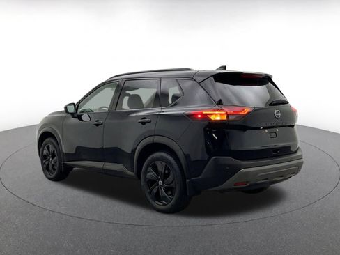 Used 2026 Nissan Rogue SV AWD/4WD image 5