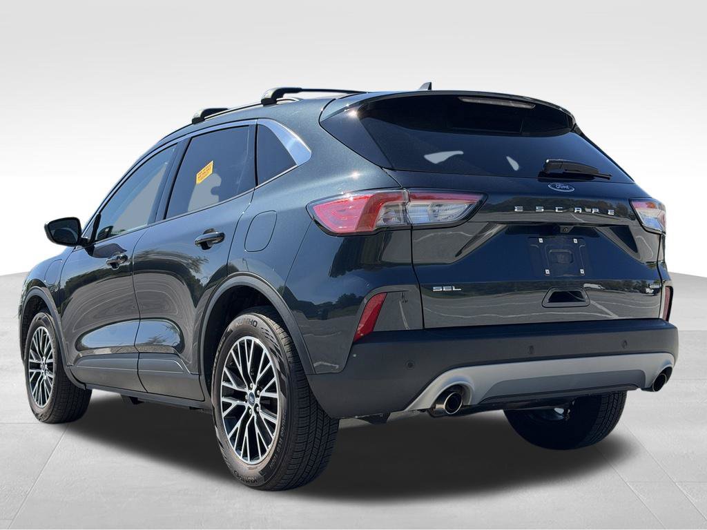 Used 2022 Ford Escape SEL w/ Technology Package FWD image 5