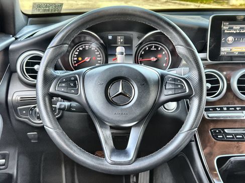 Used 2018 Mercedes-Benz GLC 300 image 14