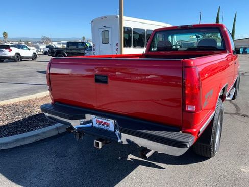 Used 1998 Chevrolet Silverado 1500 4x4 Regular Cab w/ Preferred Equipment Group 2 image 8