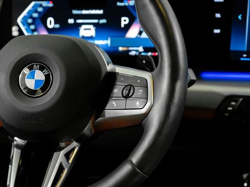 Used 2025 BMW X2 xDrive28i w/ M Sport Package AWD/4WD image 22