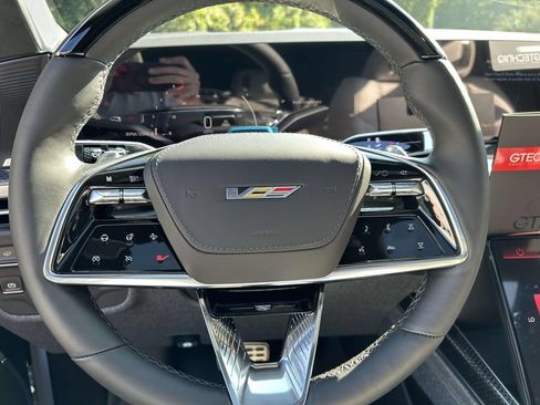 New 2026 Cadillac Escalade V AWD/4WD image 24