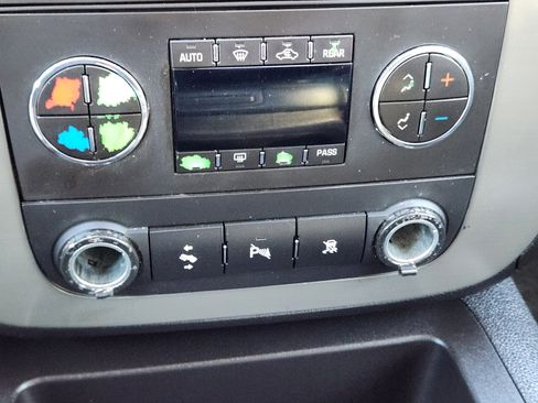 Used 2009 GMC Yukon SLT image 18