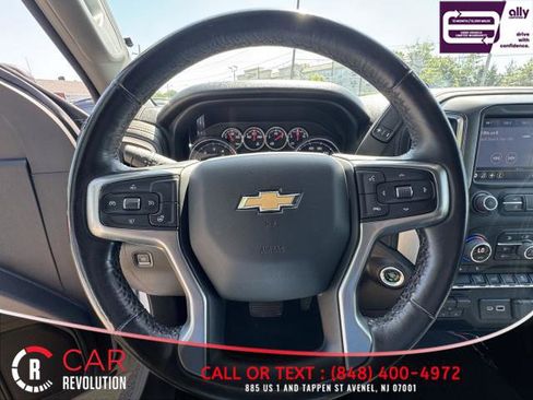 Used 2022 Chevrolet Silverado 2500 LT w/ Convenience Package image 19