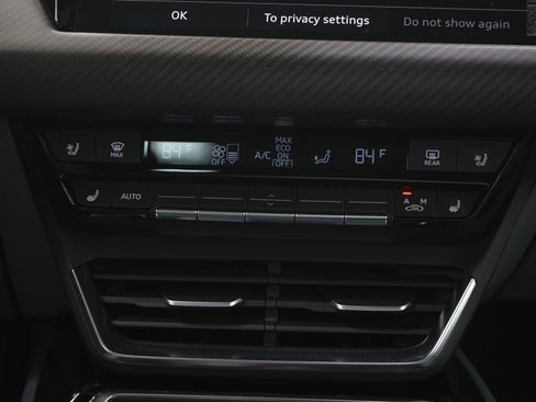 Used 2023 Audi e-tron GT Premium Plus w/ Performance Package image 20