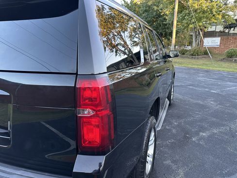 Used 2017 Chevrolet Tahoe LT image 6