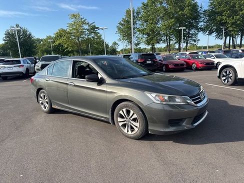 Used 2015 Honda Accord LX image 5