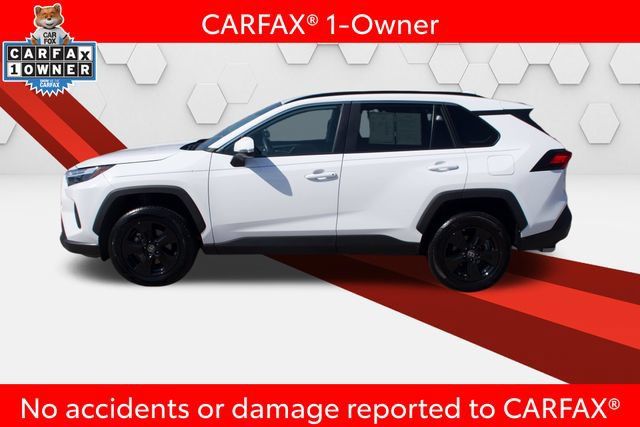 Used 2025 Toyota RAV4 XLE FWD image 2