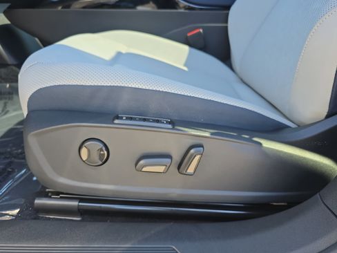 New 2026 Volkswagen ID.4 Pro S image 25