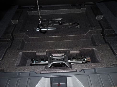 Used 2022 Subaru Outback Premium image 20