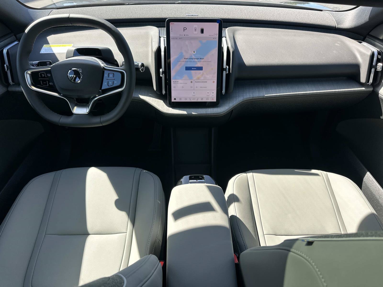 New 2026 Volvo EX30 Plus AWD/4WD image 7
