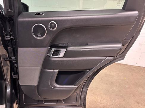 Used 2020 Land Rover Range Rover Sport HST image 42