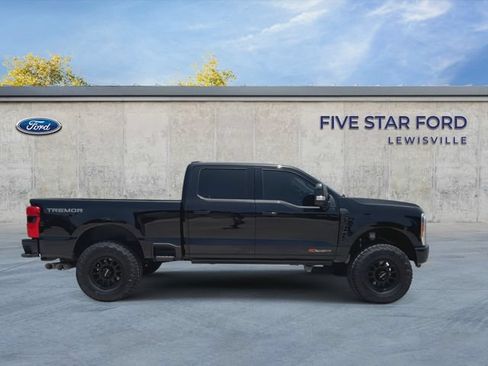 Used 2023 Ford F250 Lariat w/ Lariat Ultimate Package AWD/4WD image 9