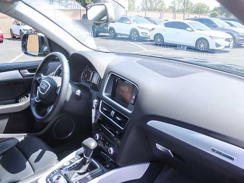 Used 2017 Audi Q5 2.0T Premium Plus image 23