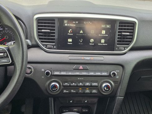 Used 2022 Kia Sportage LX w/ LX FWD Value Edition Package image 15