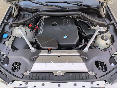 Used 2025 BMW X4 xDrive30i w/ Premium Package image 34