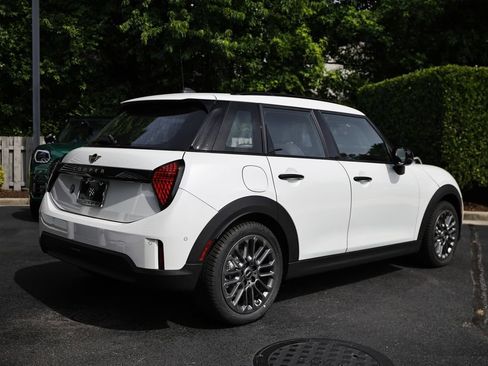 New 2026 MINI Cooper 4-Door Hardtop FWD image 7