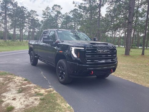 New 2026 GMC Sierra 2500 AT4 w/ AT4 Premium Plus Package AWD/4WD image 7