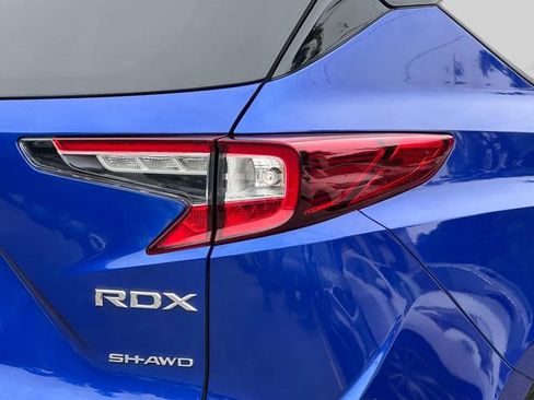 Used 2023 Acura RDX w/ Advance Package AWD/4WD image 11