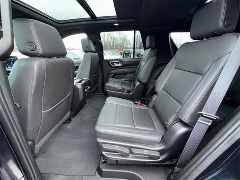 Used 2022 Chevrolet Tahoe LT w/ Luxury Package image 25